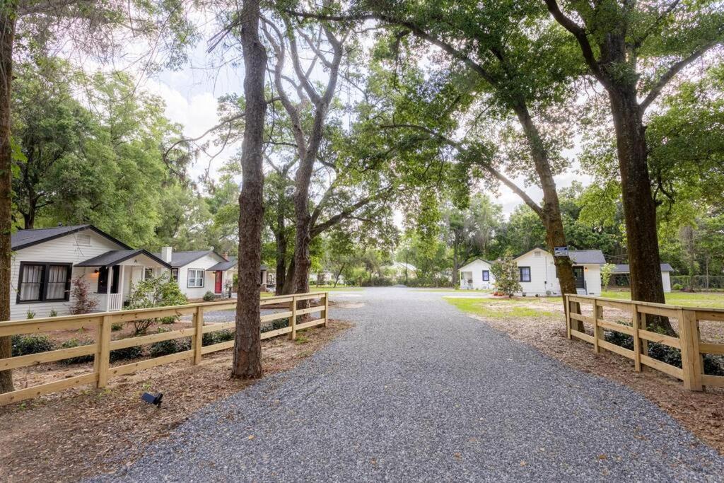 The Pelican At Velia Villas In East Hill Pensacola Exterior photo